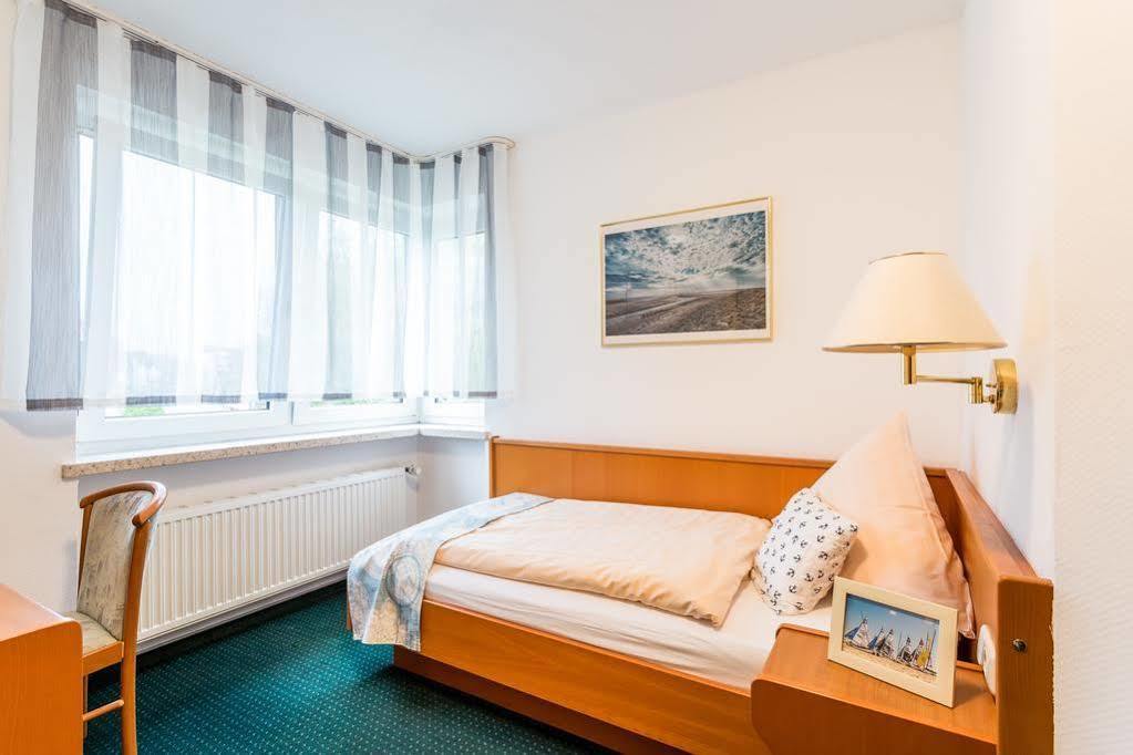 ankerplatz-Hotel garni Wilhelmshaven Buitenkant foto